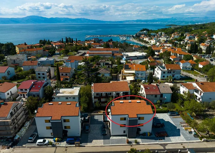 Viktorija Apartment *