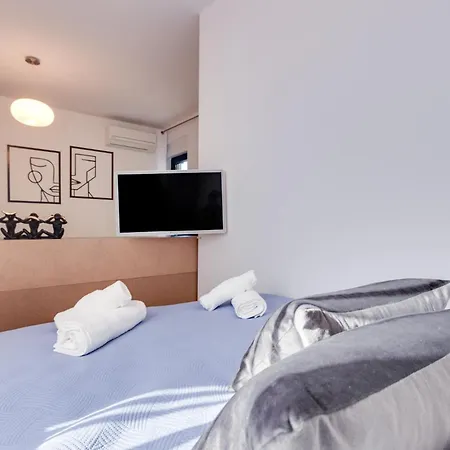 Viktorija Apartmán *